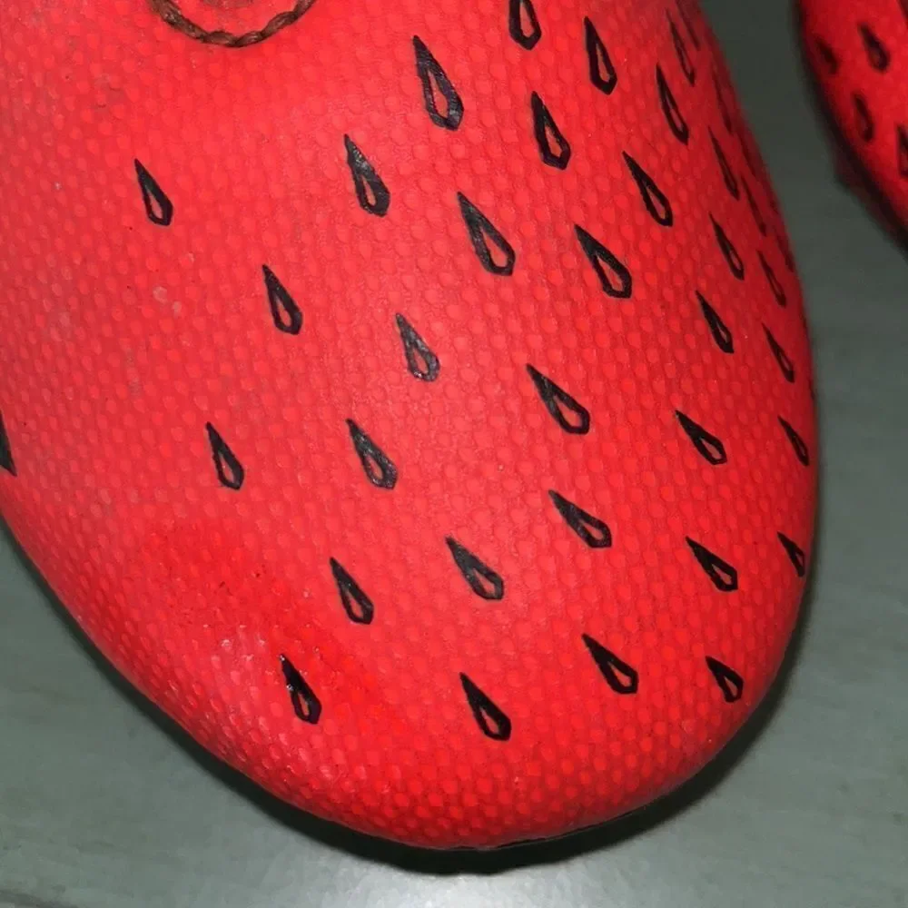 Red Adidas Predator the freak great worn outdoor kids soccer futbol shoes cleats